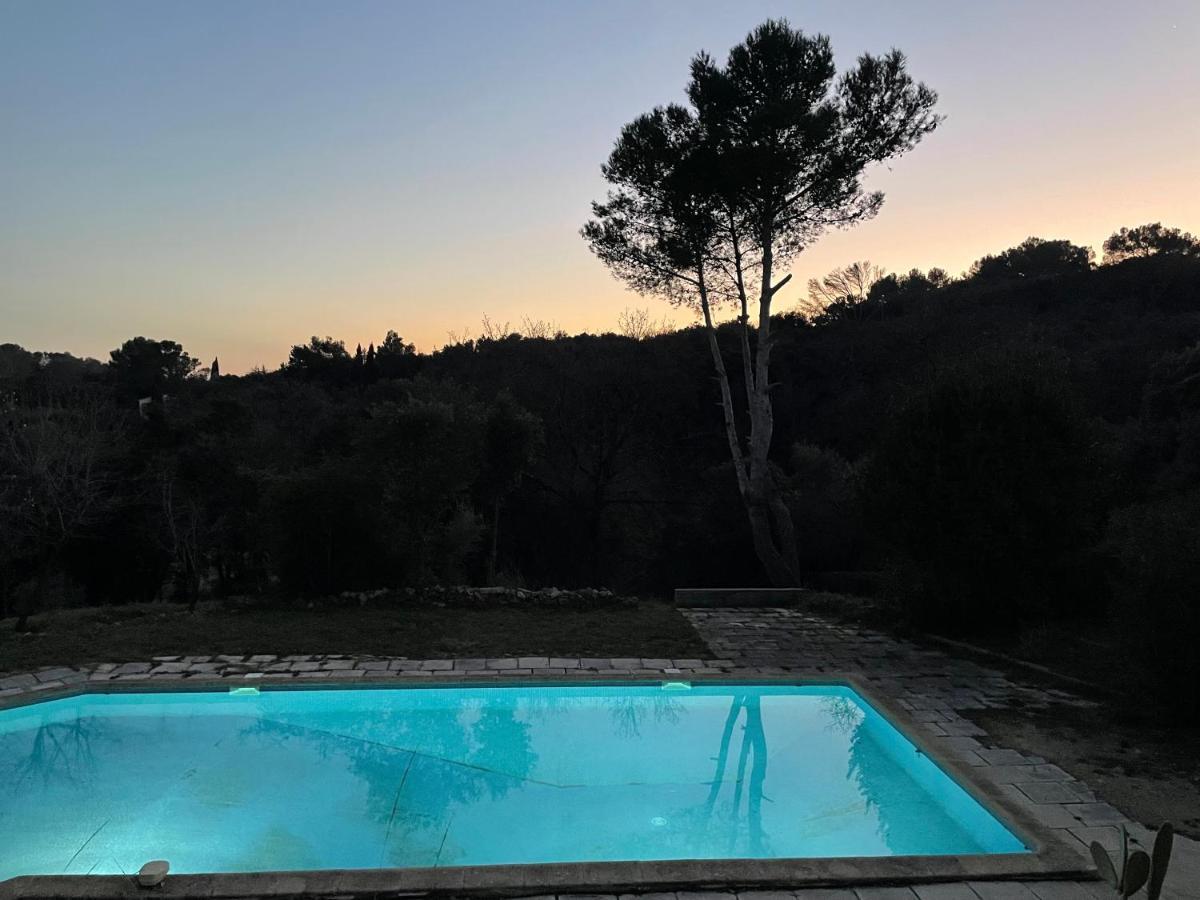 Bed and Breakfast Les Terrasses Des Gardies Pignan Exterior foto